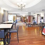 Holiday Inn Express And Suites Calgary By Ihg