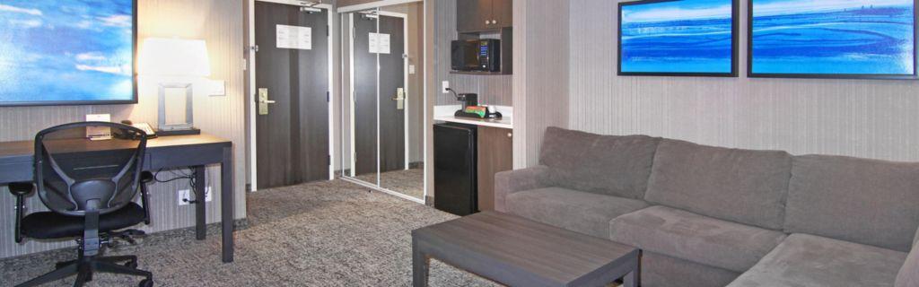 Express And By Ihg 3*